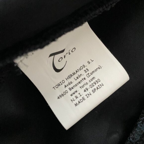 TORIO SPAIN 2-PIECE SUITE BLAZER JACKET SKIRT BLACK LACE LINED SZ 4 - Picture 9 of 10